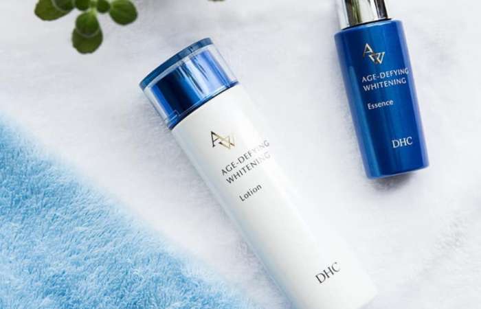 DHC Age-Defying Whitening Lotion trẻ hóa làn da