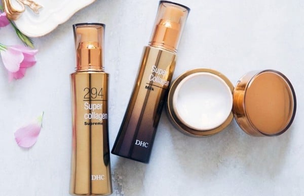 Dòng DHC Super Collagen sở hữu dưỡng chất đột phá dipeptide-8 giúp cải thiện độ ẩm và chống lão hóa da hoàn hảo