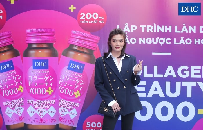 Beauty Blogger Đào Bá Lộc check-in “sang chảnh” ngay tại sự kiện