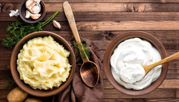 Hỗn hợp khoai tây và sữa tươi giúp lấy lại làn da sáng mịn nhanh chóng