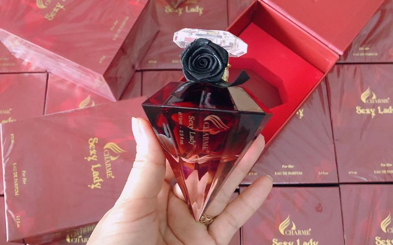 10-mui-huong-nuoc-hoa-charme-nu-thom-lau-cho-quy-co-10 10+ mùi hương nước hoa Charme nữ thơm lâu cho quý cô - 10