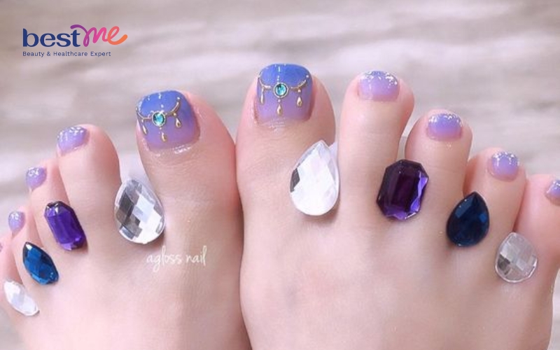 100-hinh-anh-mong-chan-dep-nhat-cuc-ton-da-duoc-nhieu-nang-yeu-thich-33 100+ hình ảnh móng chân đẹp nhất cực tôn da được nhiều nàng yêu thích - 33
