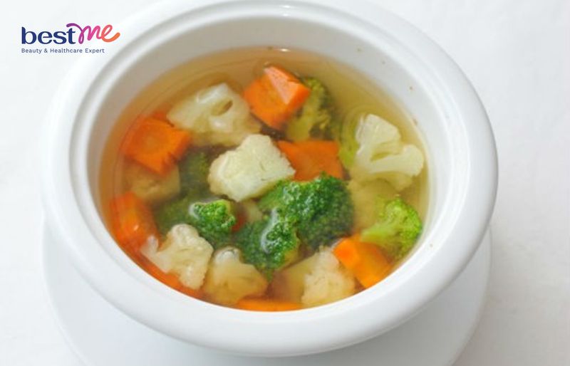 Thêm món canh trong bữa ăn giúp cân