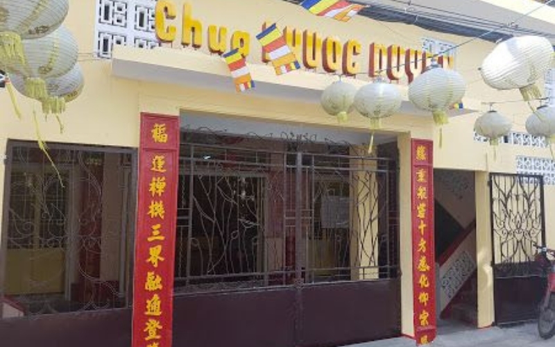 15-ngoi-chua-quan-4-linh-thieng-nen-ghe-tham-chiem-bai-nhat-13 15 ngôi chùa quận 4 linh thiêng nên ghé thăm chiêm bái nhất - 13