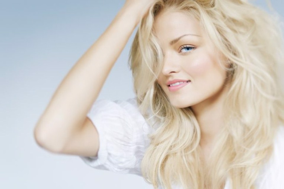 Bí kíp 7 cách chăm sóc tóc tẩy nhuộm tại nhà mềm mượt