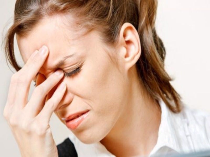 Mách bạn 3 cách trị mụn do bị stress thật đơn giản