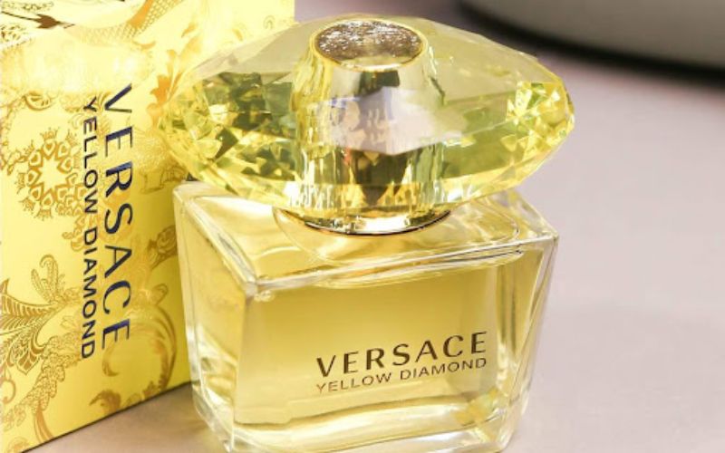 [2024] Đánh giá mùi hương nước hoa Versace vàng Yellow Diamond - 3