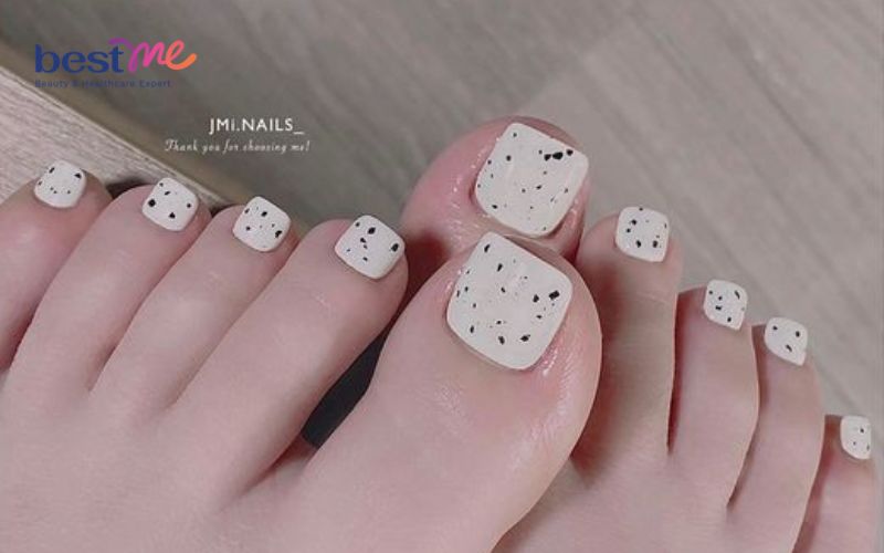 30-bo-mong-chan-son-gel-dep-nhat-cho-nang-them-tre-trung-14 30+ bộ móng chân sơn gel đẹp nhất cho nàng thêm trẻ trung - 14
