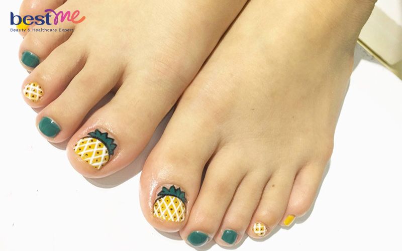 50-mau-mong-chan-dep-2021-cho-nang-them-noi-bat-33 50+ mẫu móng chân đẹp 2021 cho nàng thêm nổi bật - 33