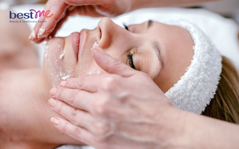 9-buoc-lieu-trinh-cham-soc-da-mat-tai-spa-co-ban-bang-gia-3 9 bước liệu trình chăm sóc da mặt tại spa cơ bản + Bảng giá - 3