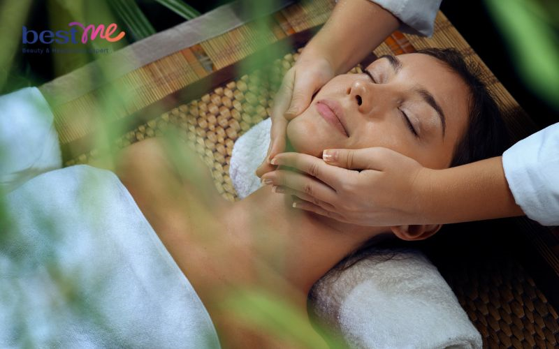 9-buoc-lieu-trinh-cham-soc-da-mat-tai-spa-co-ban-bang-gia-7 9 bước liệu trình chăm sóc da mặt tại spa cơ bản + Bảng giá - 7