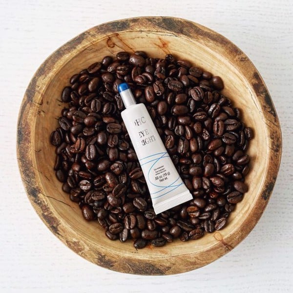 Những hiểu lầm không đáng có khi sử dụng kem dưỡng da vùng mắt - 3