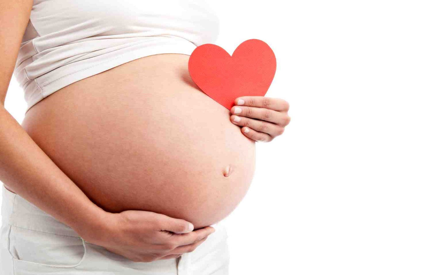 Phụ nữ mang thai trong vòng 3 tháng không nên ăn dứa