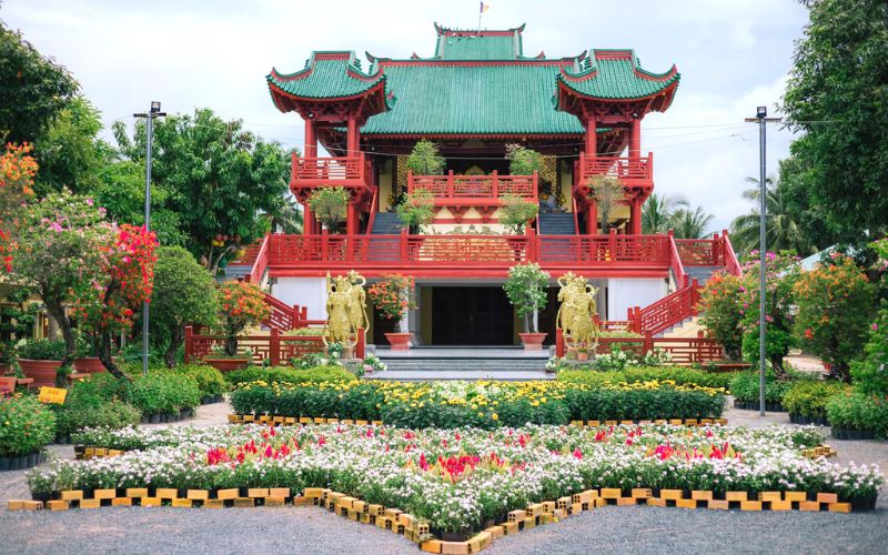 an-giang-co-chua-gi-noi-tieng-13-ngoi-chua-an-giang-dep-nhat-3 An Giang có chùa gì nổi tiếng? 13 ngôi chùa An Giang đẹp nhất - 3