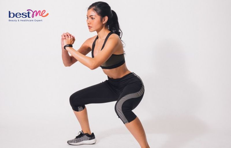 Động tác của bài tập Squat