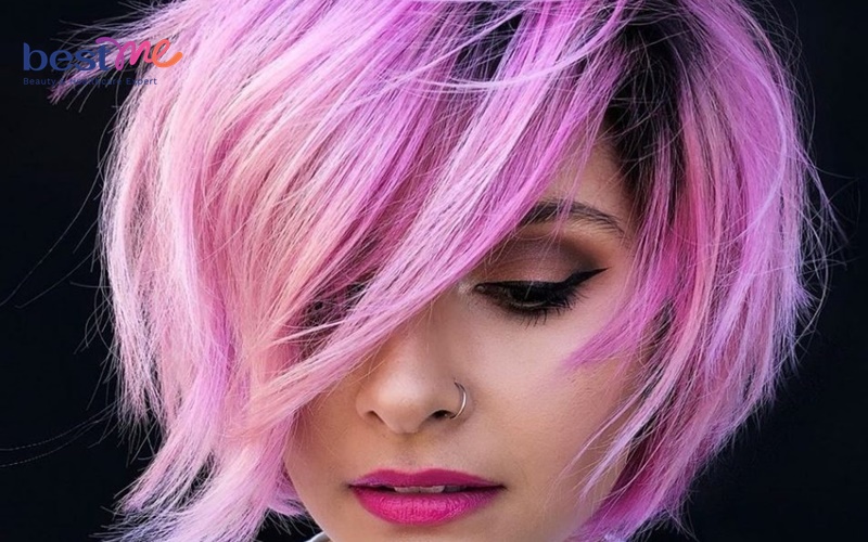 Tóc màu tím sen phù hợp với những bạn có gu ăn mặc phá cách