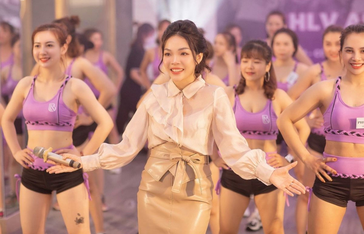 Bài tập hóp mỡ tại trung tâm Bảo Ngọc aerobic