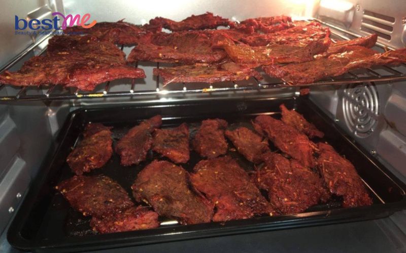 bat-mi-cach-lam-bo-kho-an-vat-cuc-de-ngay-tai-nha-7 Bật mí cách làm bò khô ăn vặt cực dễ ngay tại nhà - 7