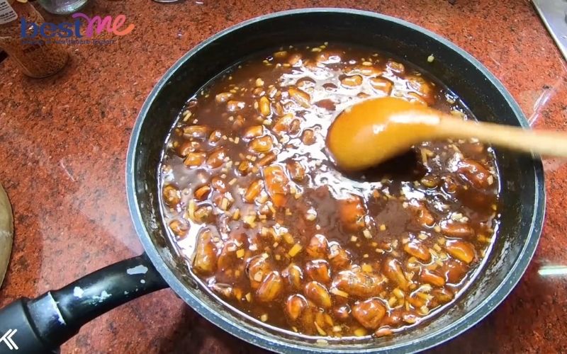bat-mi-cach-lam-bo-nuong-sot-me-chua-ngot-ngon-dung-dieu-4 Bật mí cách làm bò nướng sốt me chua ngọt ngon đúng điệu - 4