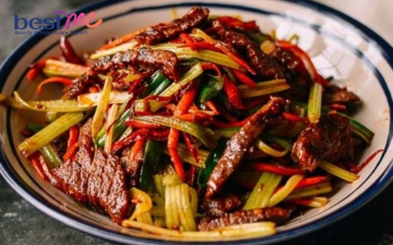 bat-mi-cach-lam-bo-sot-cay-xuyt-xoa-cuc-hap-dan-tai-nha-9 Bật mí cách làm bò sốt cay xuýt xoa cực hấp dẫn tại nhà - 9