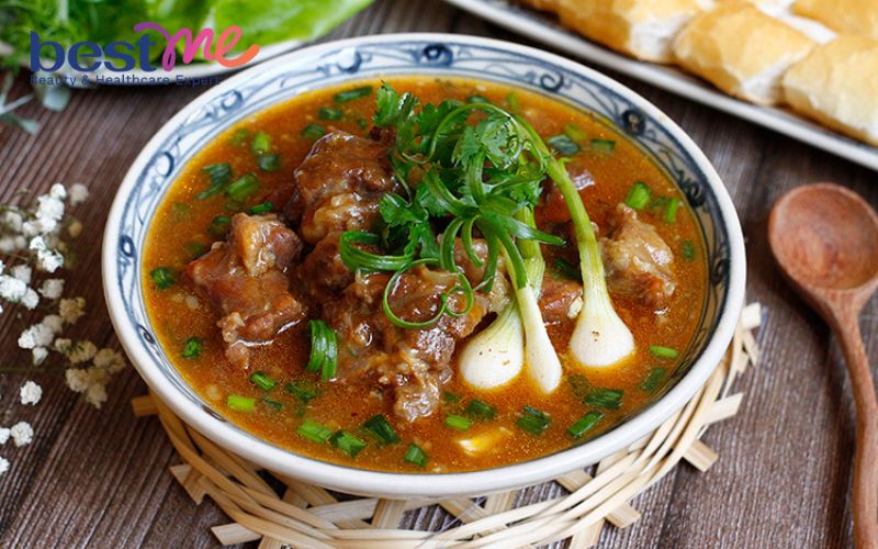 bat-mi-cach-nau-thit-bo-sot-vang-mien-bac-chuan-vi-cuc-ngon-1 Bật mí cách nấu thịt bò sốt vang miền Bắc chuẩn vị cực ngon - 1