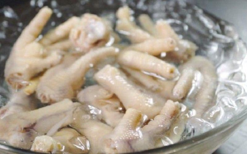 bi-quyet-lam-chan-ga-nuong-sa-te-ngon-nhuc-nach-ai-cung-me-4 Bí quyết làm chân gà nướng sa tế ngon nhức nách ai cũng mê - 4