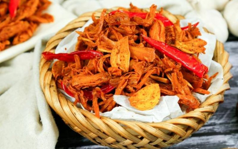 bi-quyet-lam-kho-ga-bo-toi-an-la-ghien-2 Bí quyết làm khô gà bơ tỏi ăn là ghiền - 2
