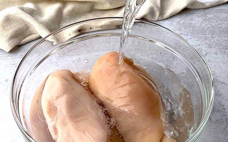 bi-quyet-lam-kho-ga-bo-toi-an-la-ghien-3 Bí quyết làm khô gà bơ tỏi ăn là ghiền - 3