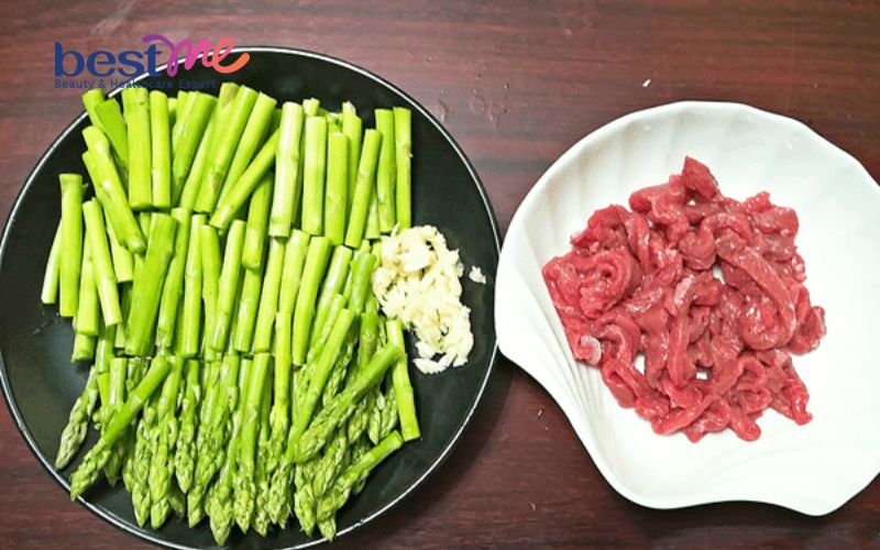 bi-quyet-lam-mon-mang-tay-xao-thit-bo-gion-ngon-bo-duong-3 Bí quyết làm món măng tây xào thịt bò giòn ngon, bổ dưỡng - 3