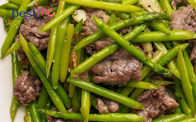 bi-quyet-lam-mon-mang-tay-xao-thit-bo-gion-ngon-bo-duong-6 Bí quyết làm món măng tây xào thịt bò giòn ngon, bổ dưỡng - 6