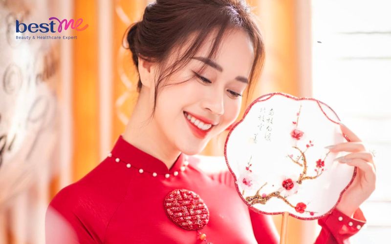 bi-quyet-makeup-trang-diem-co-dau-mac-ao-dai-dep-duyen-dang-10 Bí quyết makeup trang điểm cô dâu mặc áo dài đẹp duyên dáng - 10