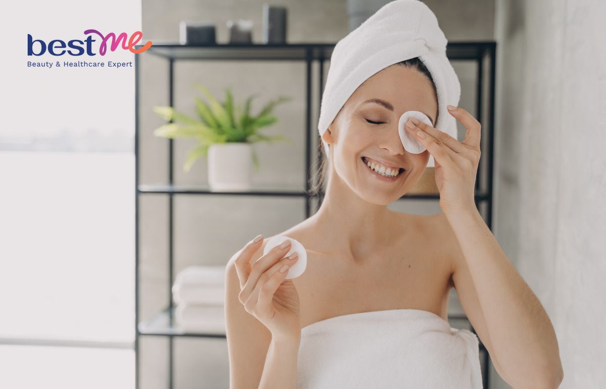 Hãy tẩy trang sau khi dùng kem chống nắng