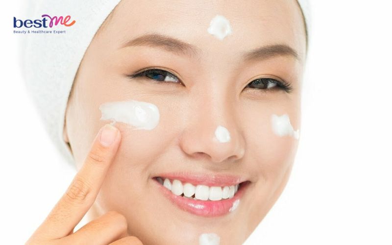 boi-kem-chong-nang-truoc-hay-sau-serum-de-hieu-qua-tot-nhat-3 Bôi kem chống nắng trước hay sau serum để hiệu quả tốt nhất? - 3