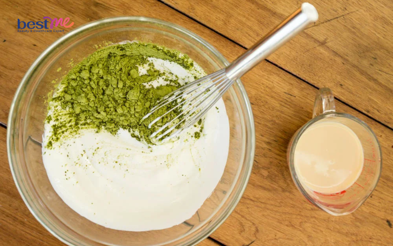 Bột trà xanh làm trắng da