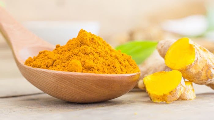mặt nạ tinh bột nghệ có khả năng kháng khuẩn giúp lỗ chân lông không bị viêm nhiễm