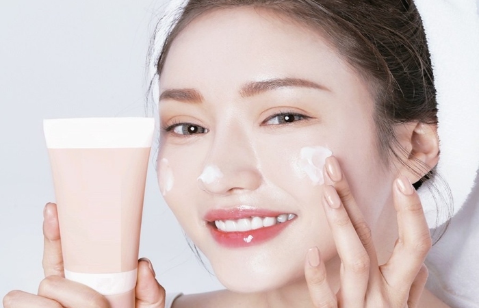 Các sản phẩm dưỡng da phát huy tốt được hiệu quả nhờ có bước tẩy da chết
