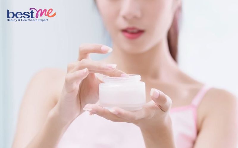 cac-buoc-trang-diem-cho-da-dau-lo-chan-long-to-co-ban-lau-troi-3 Các bước trang điểm cho da dầu lỗ chân lông to cơ bản lâu trôi - 3