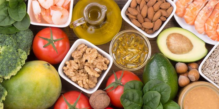 Các loại rau xanh và củ quả cũng là nguồn cung cấp vitamin E dồi dào 