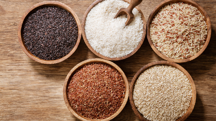 Phân loại gạo lứt dựa theo màu sắc hoặc tính chất gạo