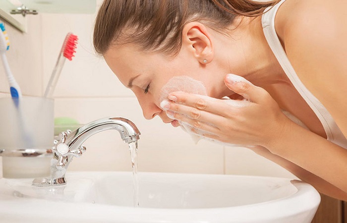 cách khắc phục khi bị dị ứng kem chống nắng