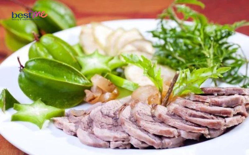 cach-lam-be-tai-chanh-cham-tuong-gung-mem-thom-cuc-ngon-nhu-nha-hang-8 Cách làm bê tái chanh chấm tương gừng mềm thơm cực ngon như nhà hàng - 8