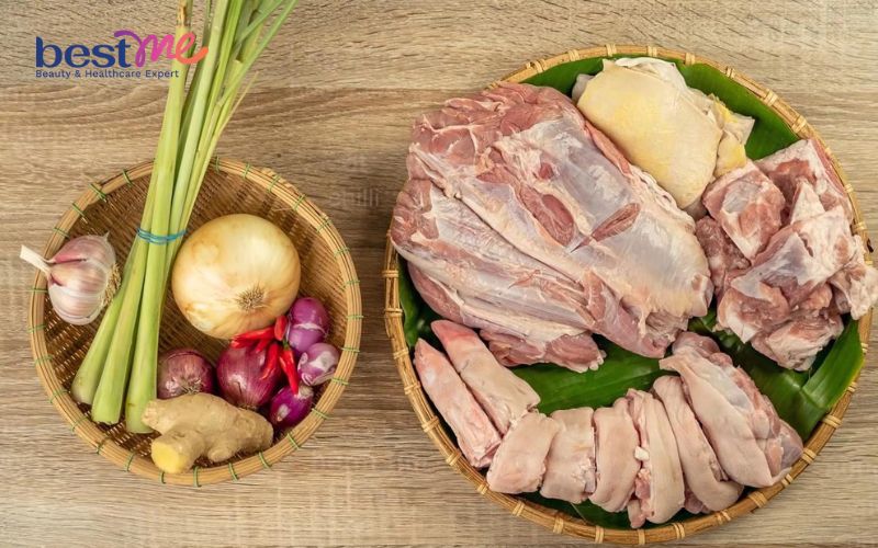 cach-nau-bun-bo-gio-heo-chuan-vi-hue-cuc-don-gian-tai-nha-2 Cách nấu bún bò giò heo chuẩn vị Huế cực đơn giản tại nhà - 2