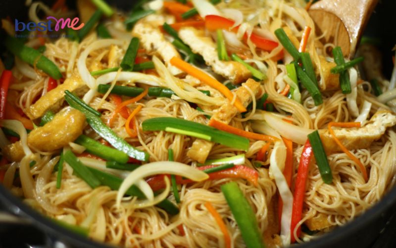 cach-nau-bun-kho-xao-chay-ngon-nhu-nha-hang-5 Cách nấu bún khô xào chay ngon như nhà hàng - 5