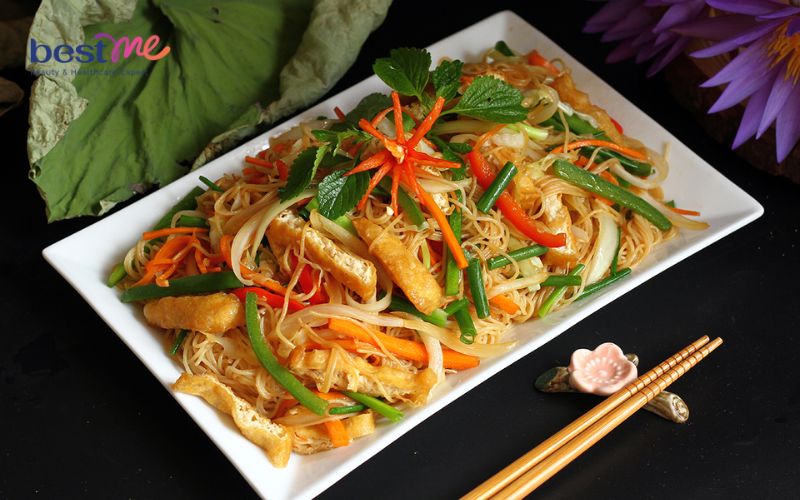 cach-nau-bun-kho-xao-chay-ngon-nhu-nha-hang-6 Cách nấu bún khô xào chay ngon như nhà hàng - 6
