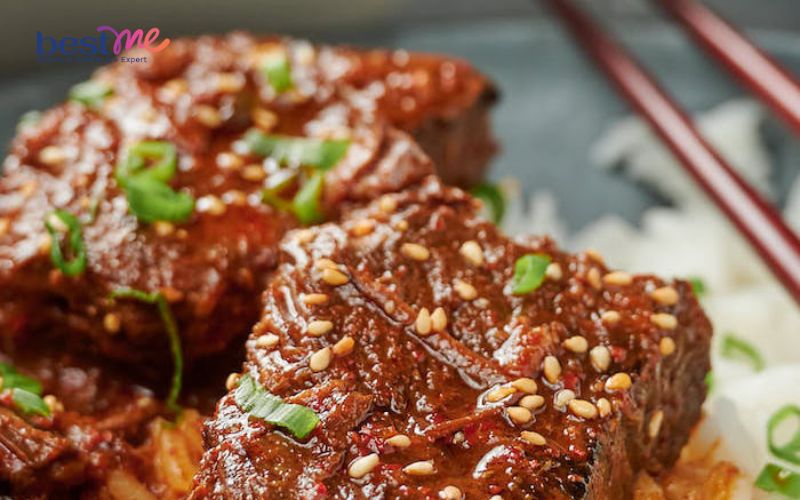 cach-nau-canh-suon-bo-ham-han-quoc-mem-tan-trong-mieng-5 Cách nấu canh sườn bò hầm Hàn Quốc mềm tan trong miệng - 5