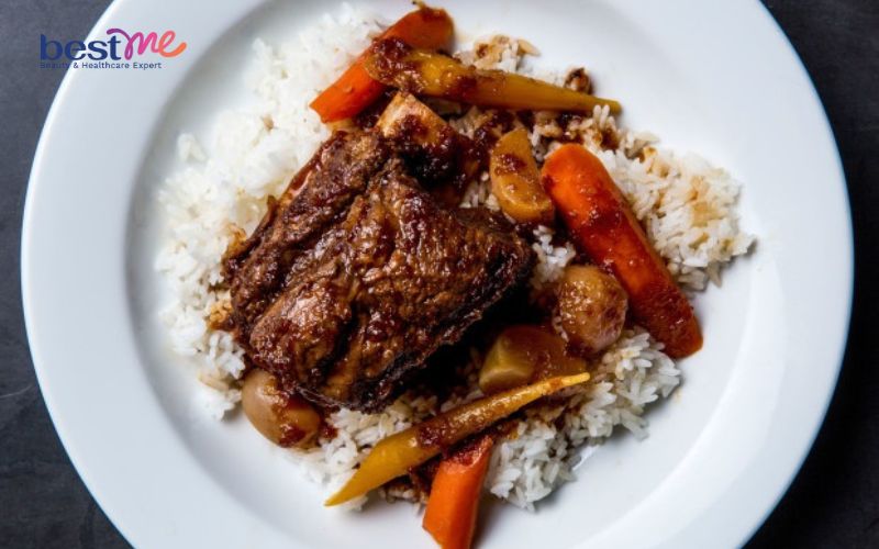 cach-nau-canh-suon-bo-ham-han-quoc-mem-tan-trong-mieng-6 Cách nấu canh sườn bò hầm Hàn Quốc mềm tan trong miệng - 6