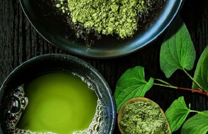 Rau diếp cá có công dụng trị mụn hiệu quả 