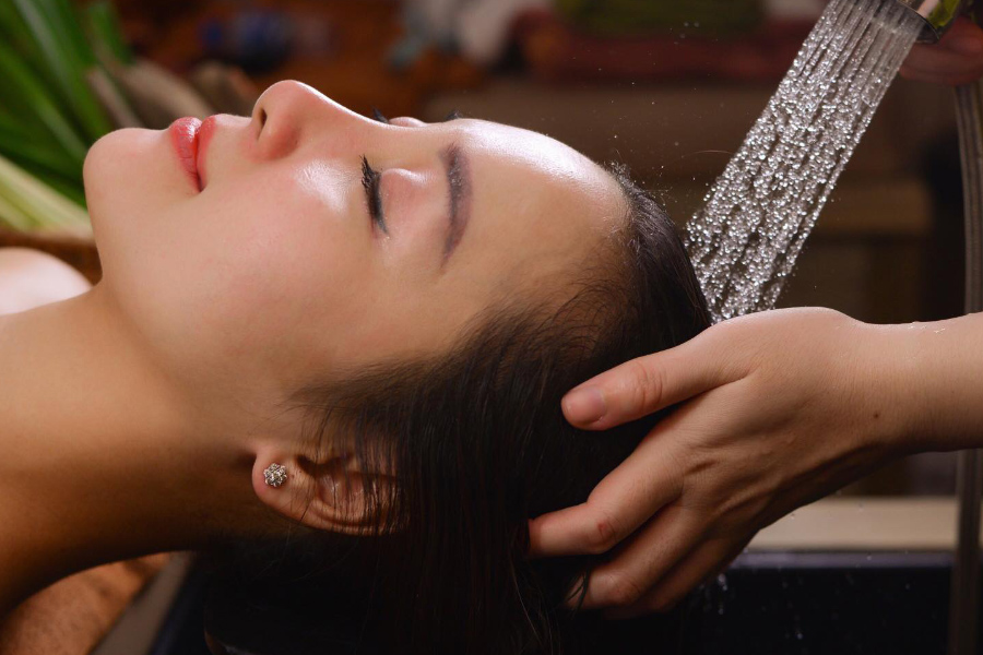 Cách ủ tóc tại nhà: Nên ủ tóc trước hay sau khi gội đầu? - 3