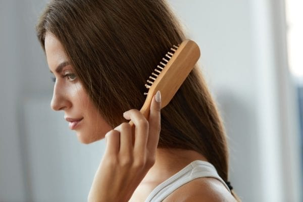 duoi-min-la-gi-9-cach-cham-soc-toc-sau-khi-duoi-min-8 Duỗi mịn là gì? 9 cách chăm sóc tóc sau khi duỗi mịn - 8