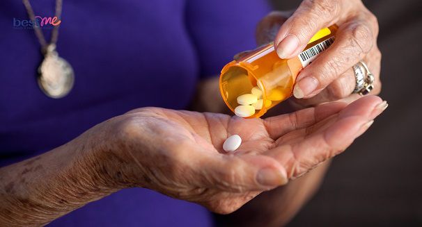 Thuốc bổ sung canxi cho người già có tác dụng tăng cường sức khỏe nào khác không?

